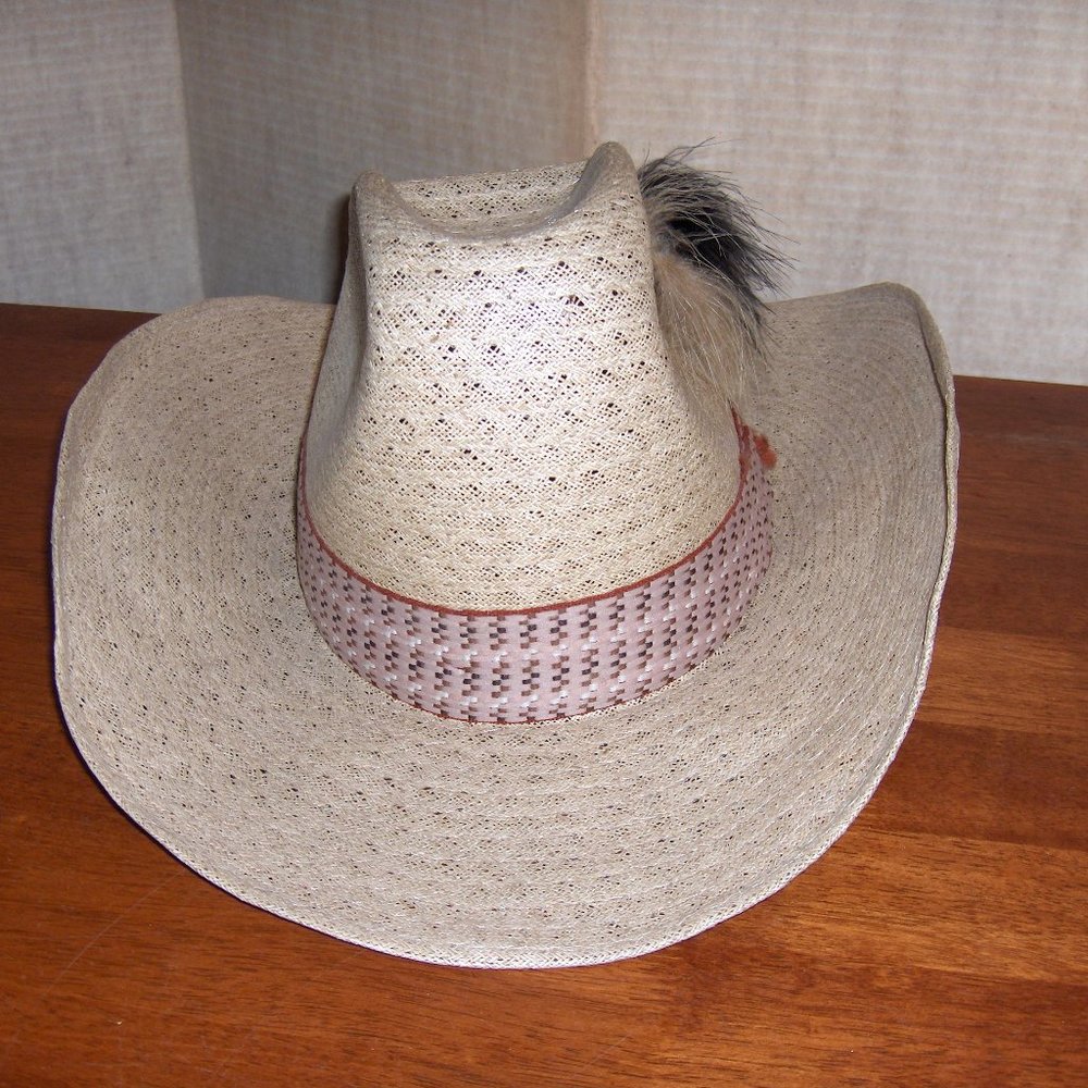 Straw Hat 7 1/8, Sheplers Boots and Saddles